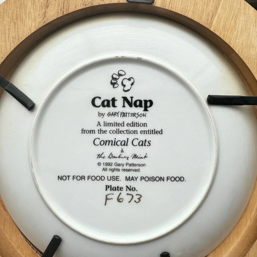 Vintage Cat Nap by‎ Gary Patterson Comical Cat in Van Hygan smythe plate frame